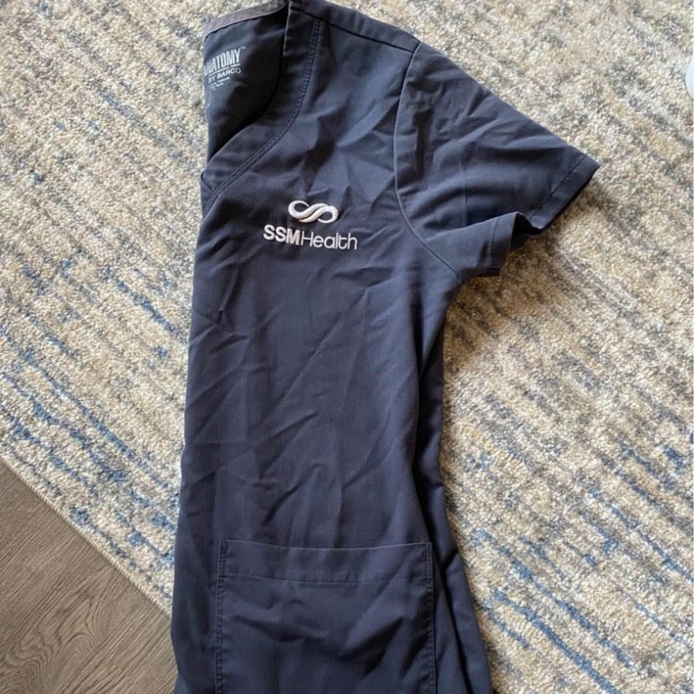 SSM Grey Scrub top